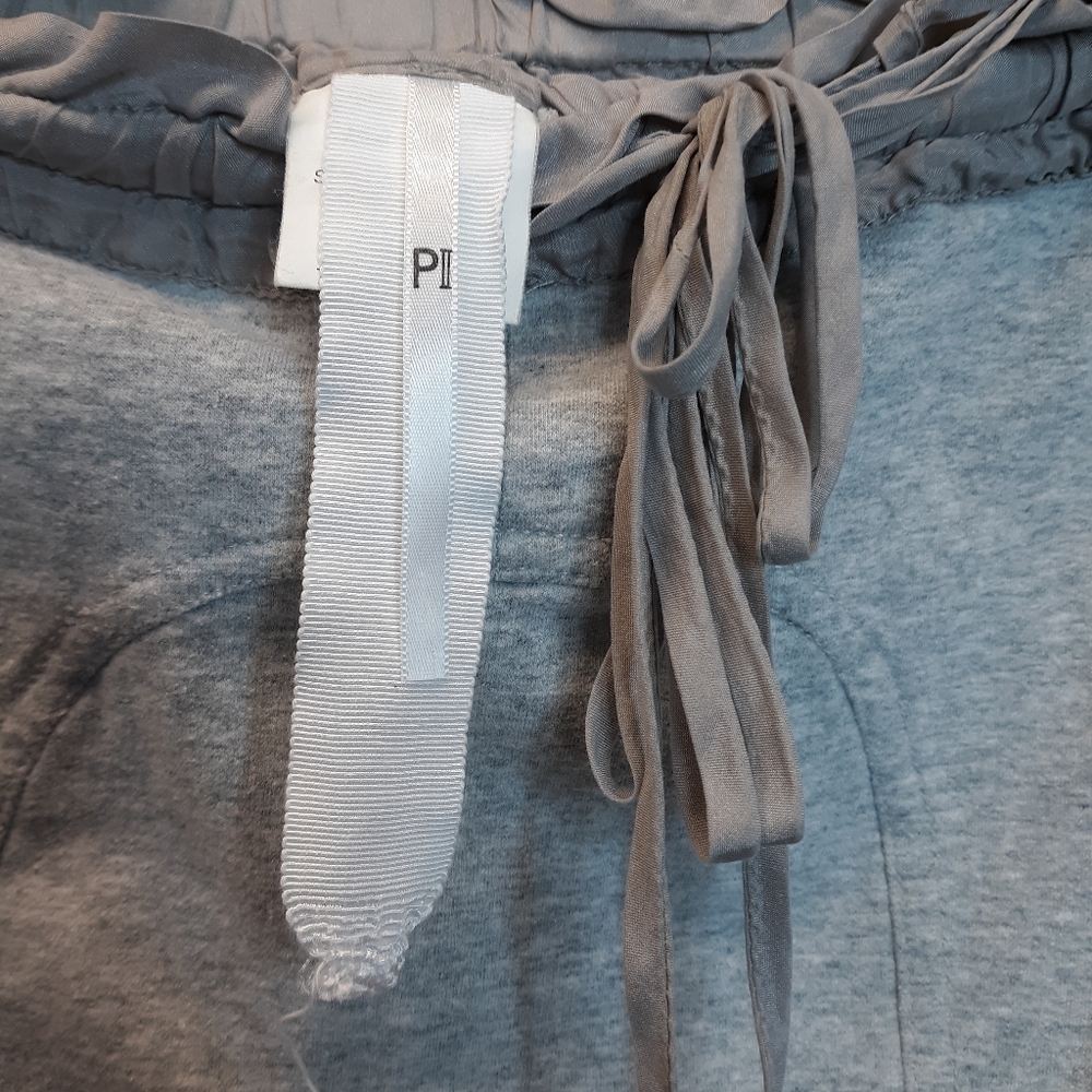 PI Skirt - Picture 4 of 6